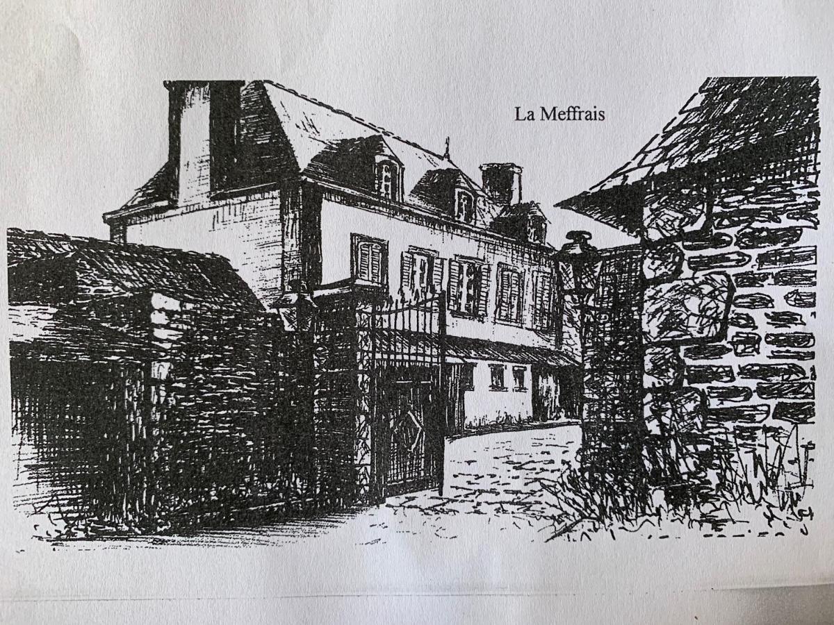 La Meffrais 1741 Bed & Breakfast Dinan Bagian luar foto
