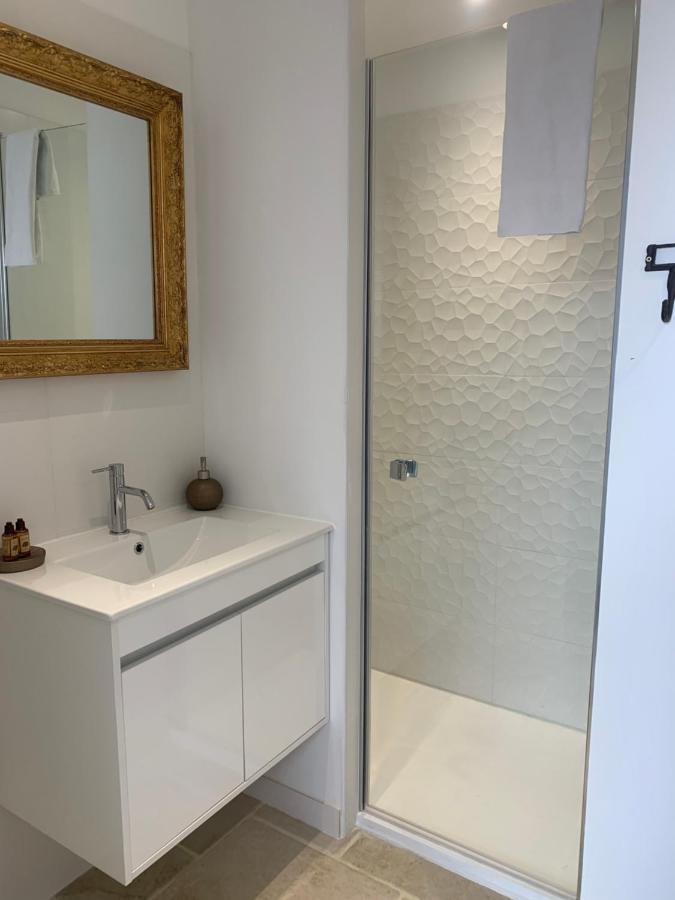 La Meffrais 1741 Bed & Breakfast Dinan Bagian luar foto